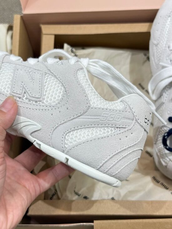 ✅Authentic New Balance x Miu Miu 530 White Mesh Sneakers - Picture 6 of 8